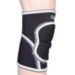 LiveUp Knee Support LS5751 S/M 36110231-159 view 2