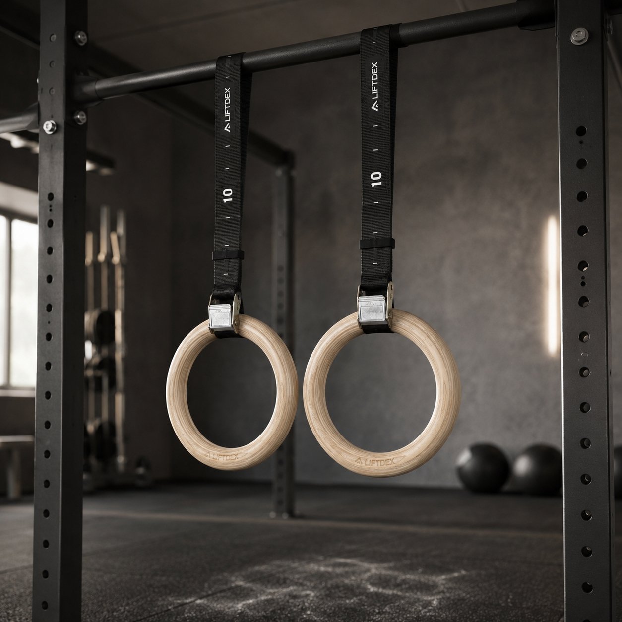 Liftdex Wooden Gymnastic Rings with Straps -Pair 800318 view 4