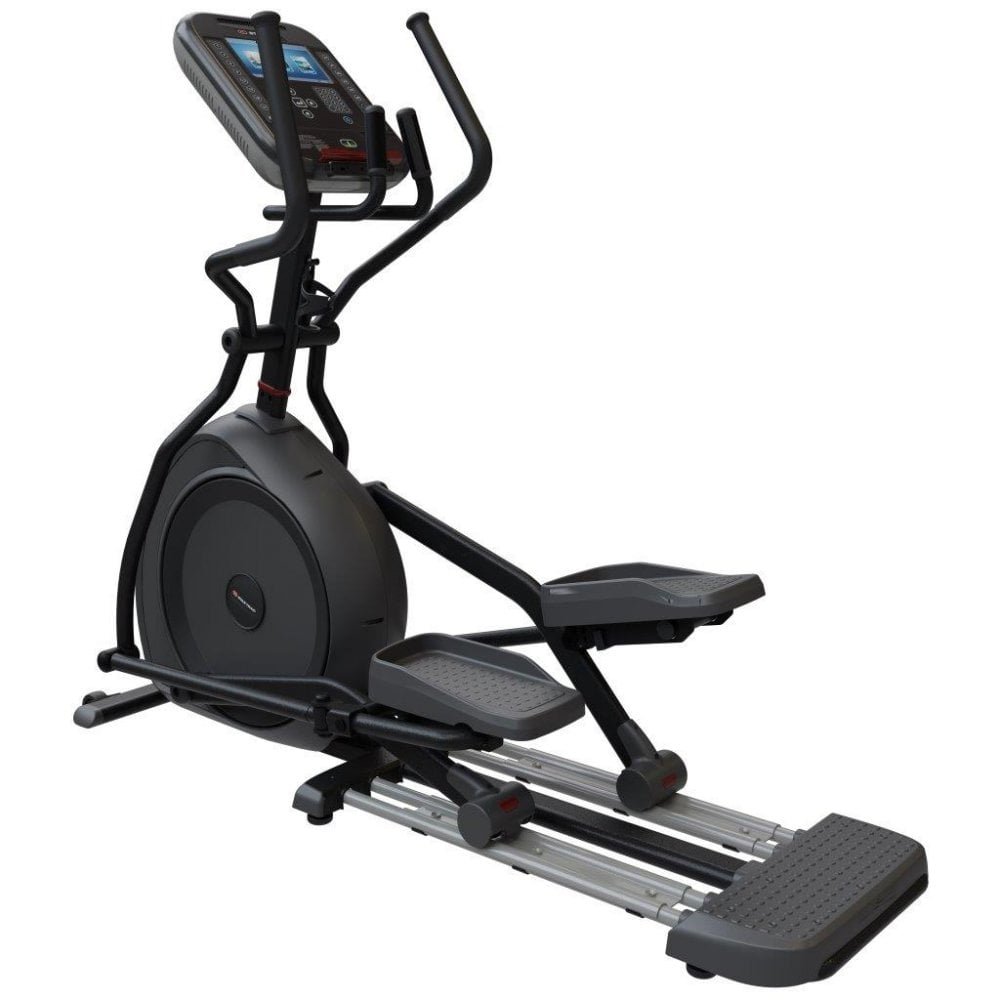 Star Trac 4 Series Cross Trainer with 15-Inch Console