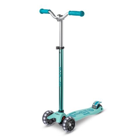 Micro Maxi Deluxe Pro LED Kick Scooter Vibrant Blue MMD042