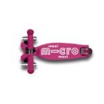 Micro Maxi Deluxe Foldable LED Scooter view 4