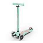 Micro Maxi Deluxe Kickboard MMD144 view 2