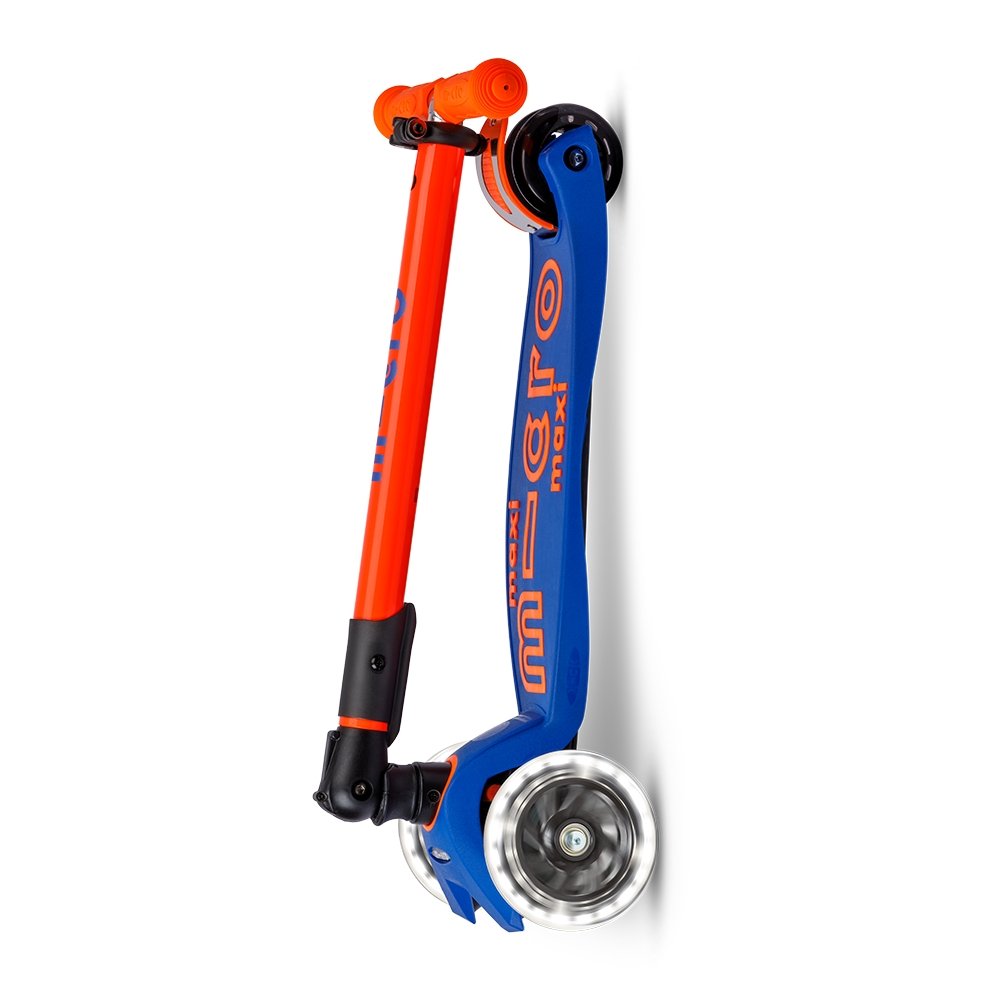 Micro Maxi Deluxe Neon LED Foldable Scooter view 4
